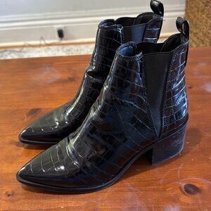 Steve Madden Audience Black Croc Ankle Boot size 10